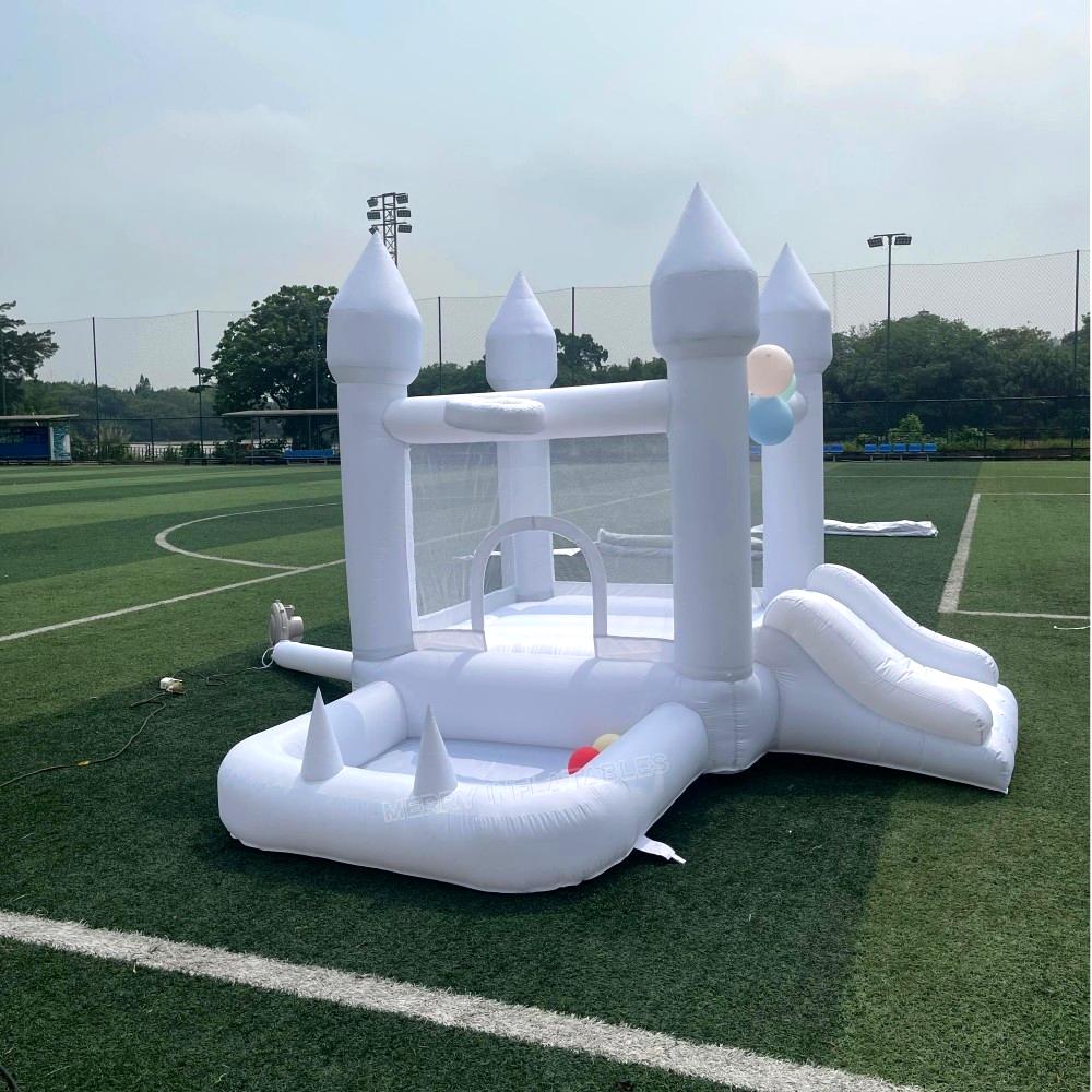 Mini Toddler White Bounce House s guľôčkovým skákacím hradom pre deti guľôčkovou jamou thumbnail 3