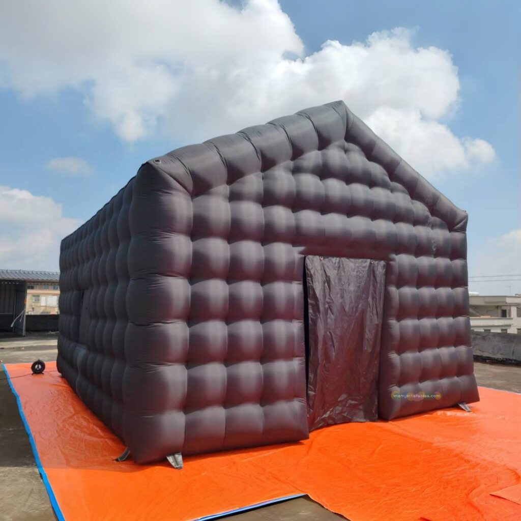 Veľký čierny nafukovací kockový diskotékový stan Mobilný prenosný nočný klub Párty na dvore/vonku thumbnail 3