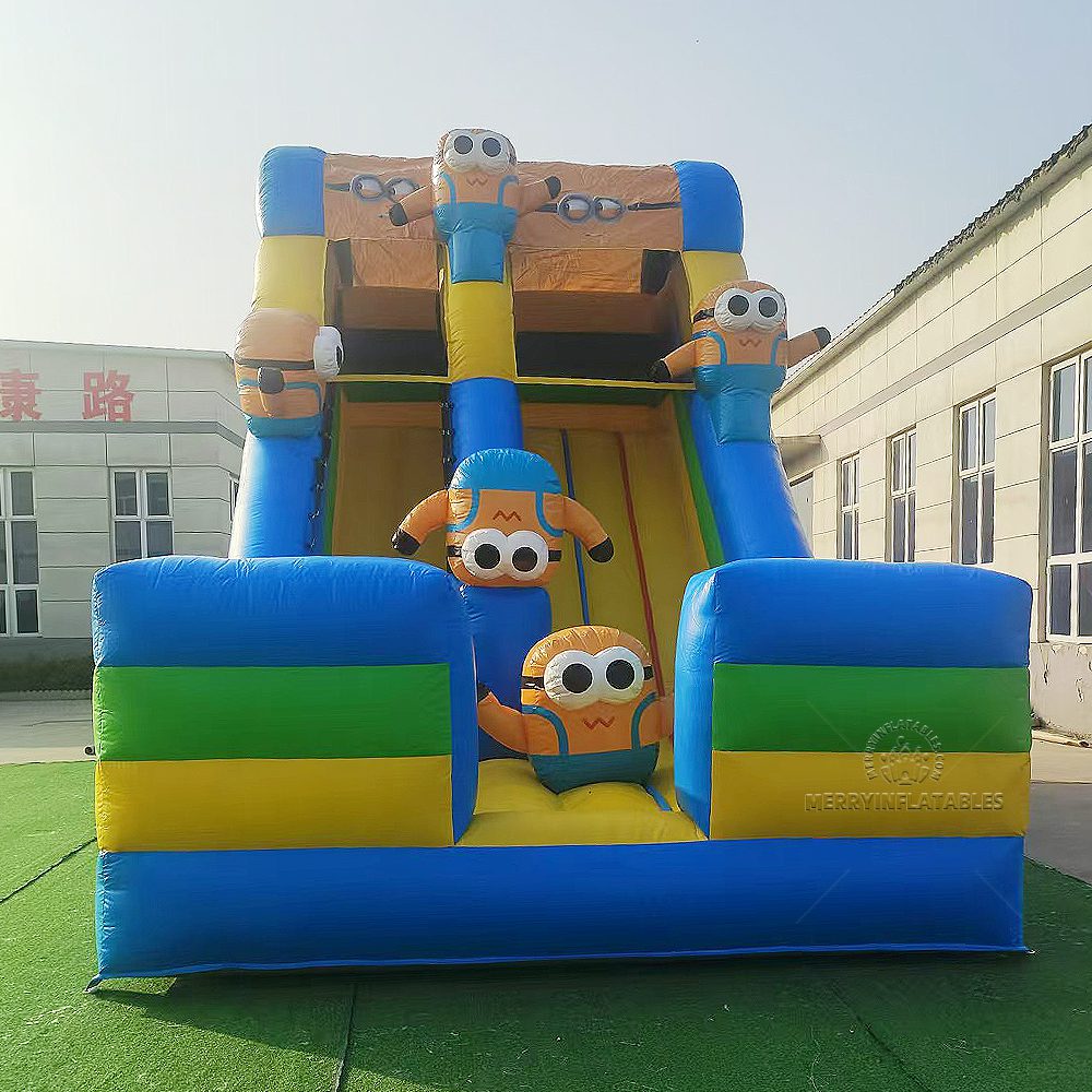 Giant Minions suchá šmykľavka mokrá šmykľavka Bounce šmykľavka combo Skákací hrad