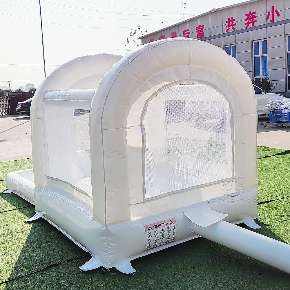 White Rainbow Bounce House s kombinovaným mini ihriskom s loptičkou thumbnail 2