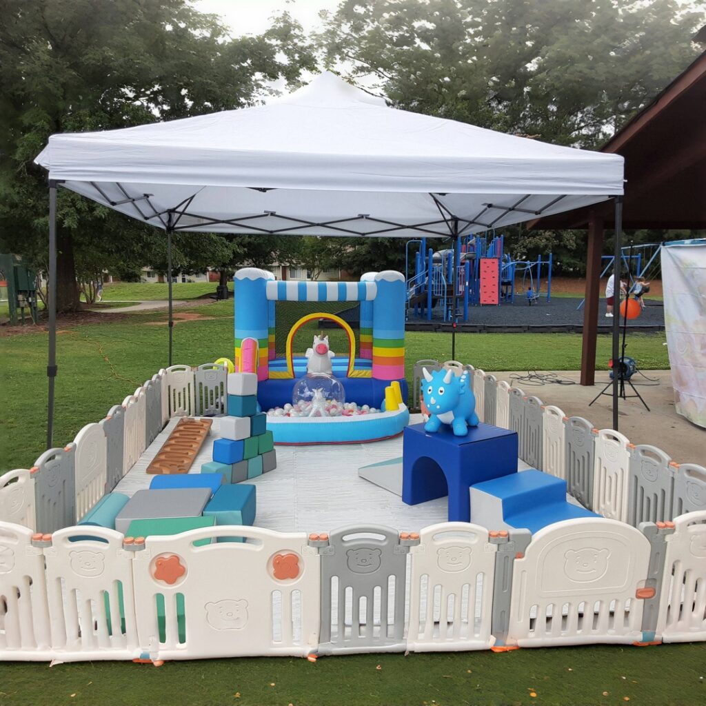 Viacfarebné klasické mäkké ihrisko na hranie pre batoľatá veľkosť prispôsobené