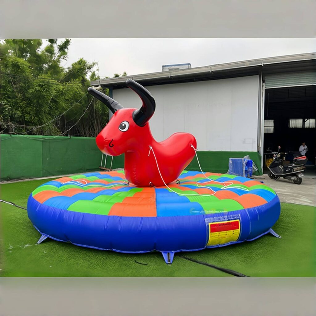 Vonkajšie nafukovacie hry s býkom Jazda na býkovi Detské hry s býkom Nafukovacie hry s býkom z PVC thumbnail 4