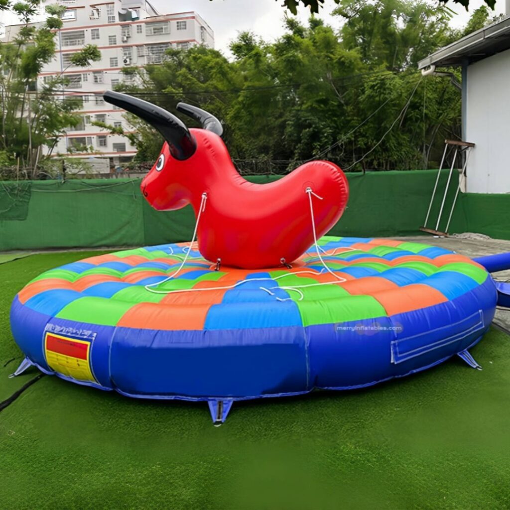 Vonkajšie nafukovacie hry s býkom Jazda na býkovi Detské hry s býkom Nafukovacie hry s býkom z PVC thumbnail 2