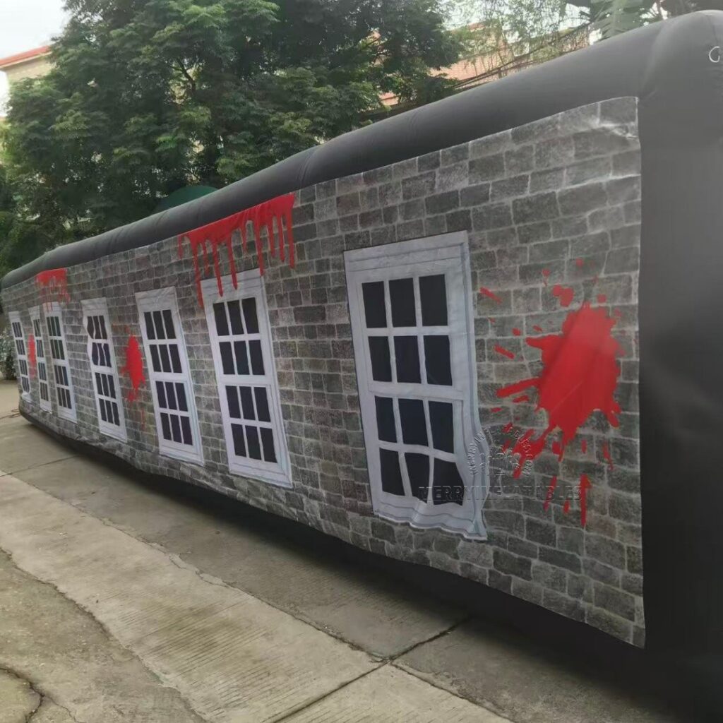 Nafukovacie strašidelné bludisko Halloween, nafukovacie bludisko s krvou a strašidelným domom thumbnail 3