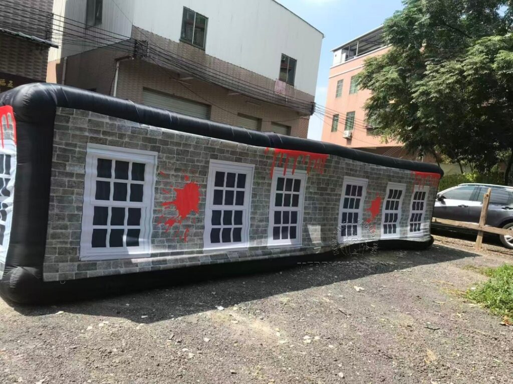 Nafukovacie strašidelné bludisko Halloween, nafukovacie bludisko s krvou a strašidelným domom thumbnail 5