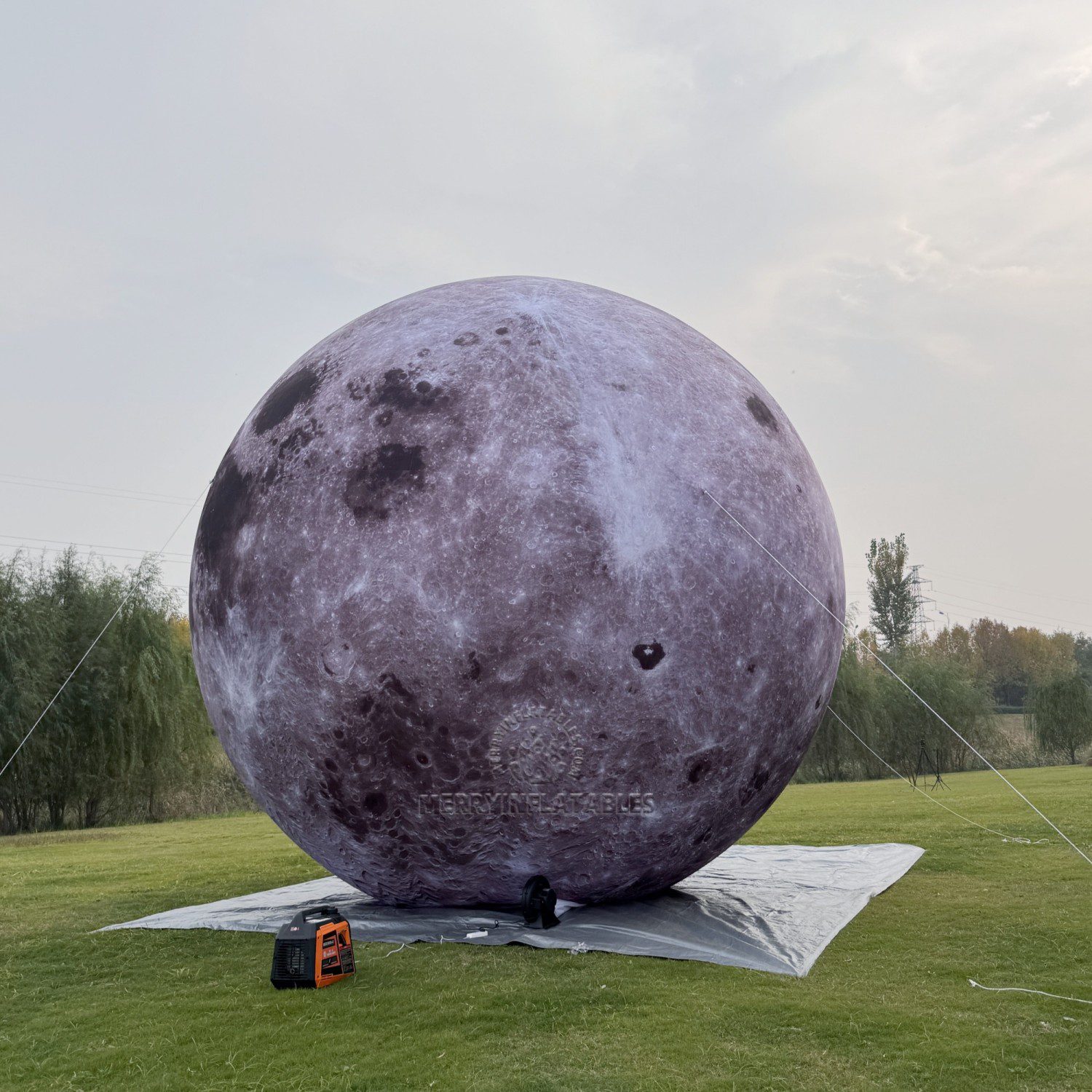 Inflatable LED moon 5