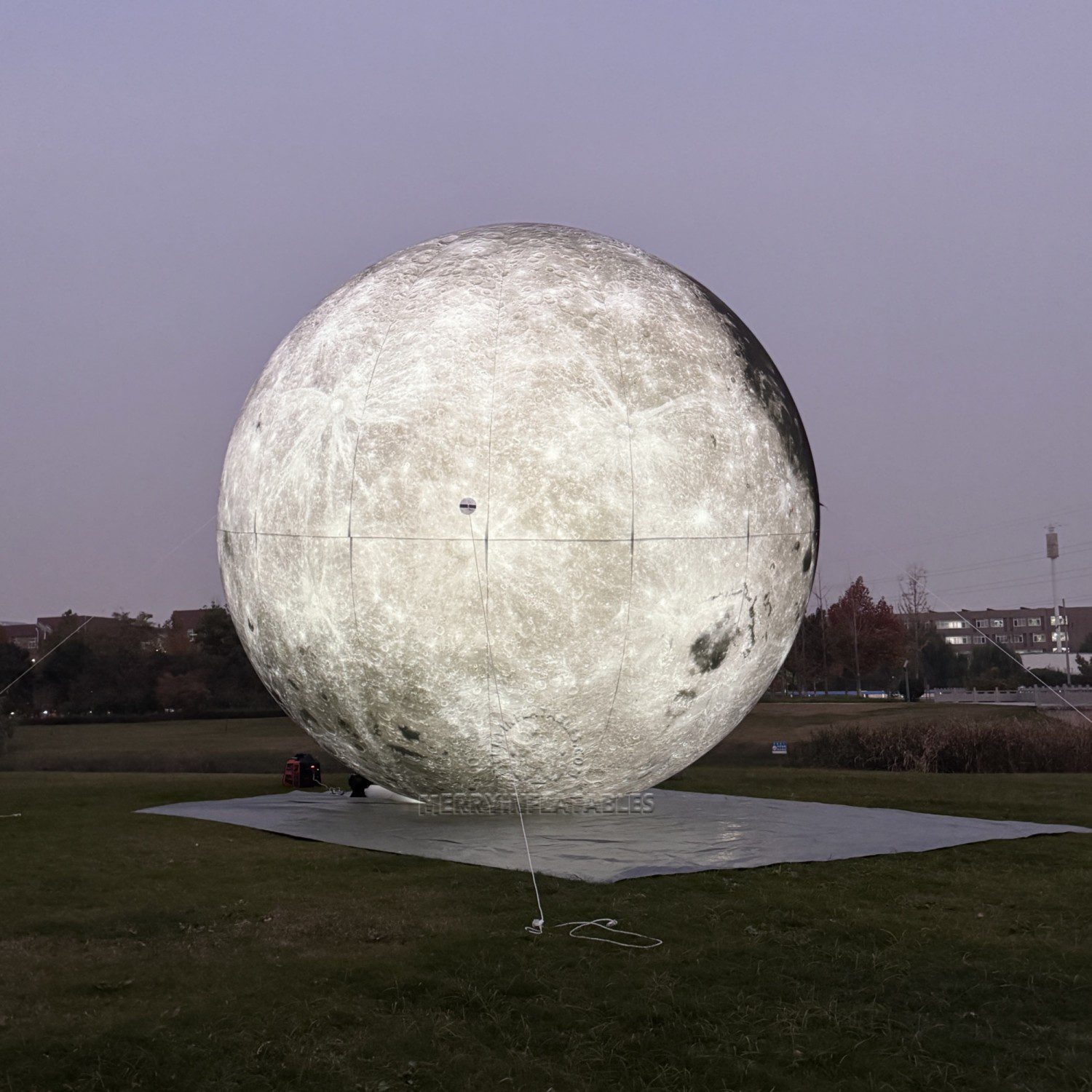 Inflatable LED moon 7