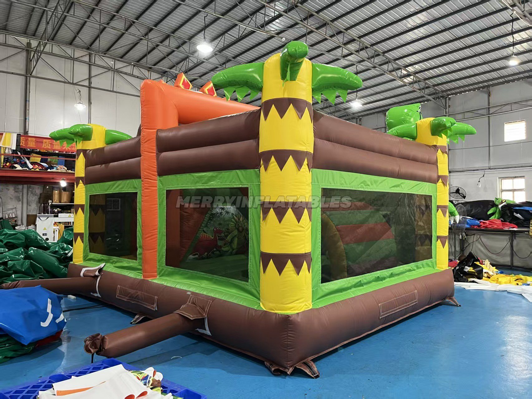 Dino Park Bouncy 2